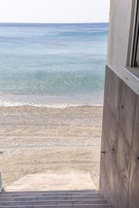 Ioannis Rooms Δωμάτια Με Θεα Στη Θαλασσα Paranimfoi Bagian luar foto