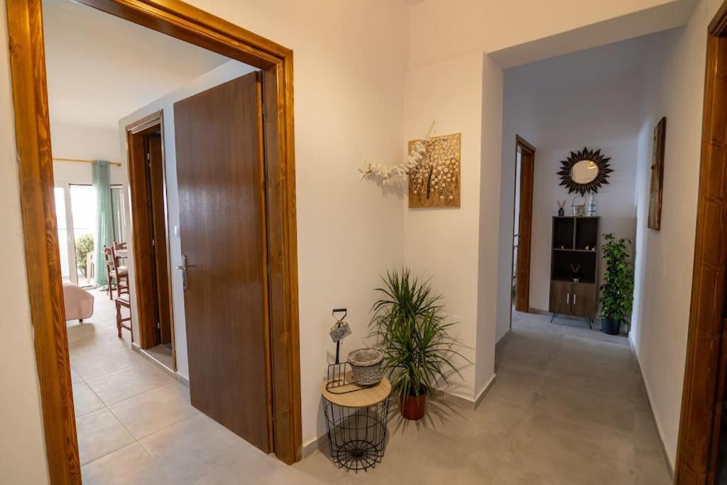 Ioannis Rooms Δωμάτια Με Θεα Στη Θαλασσα Paranimfoi Bagian luar foto