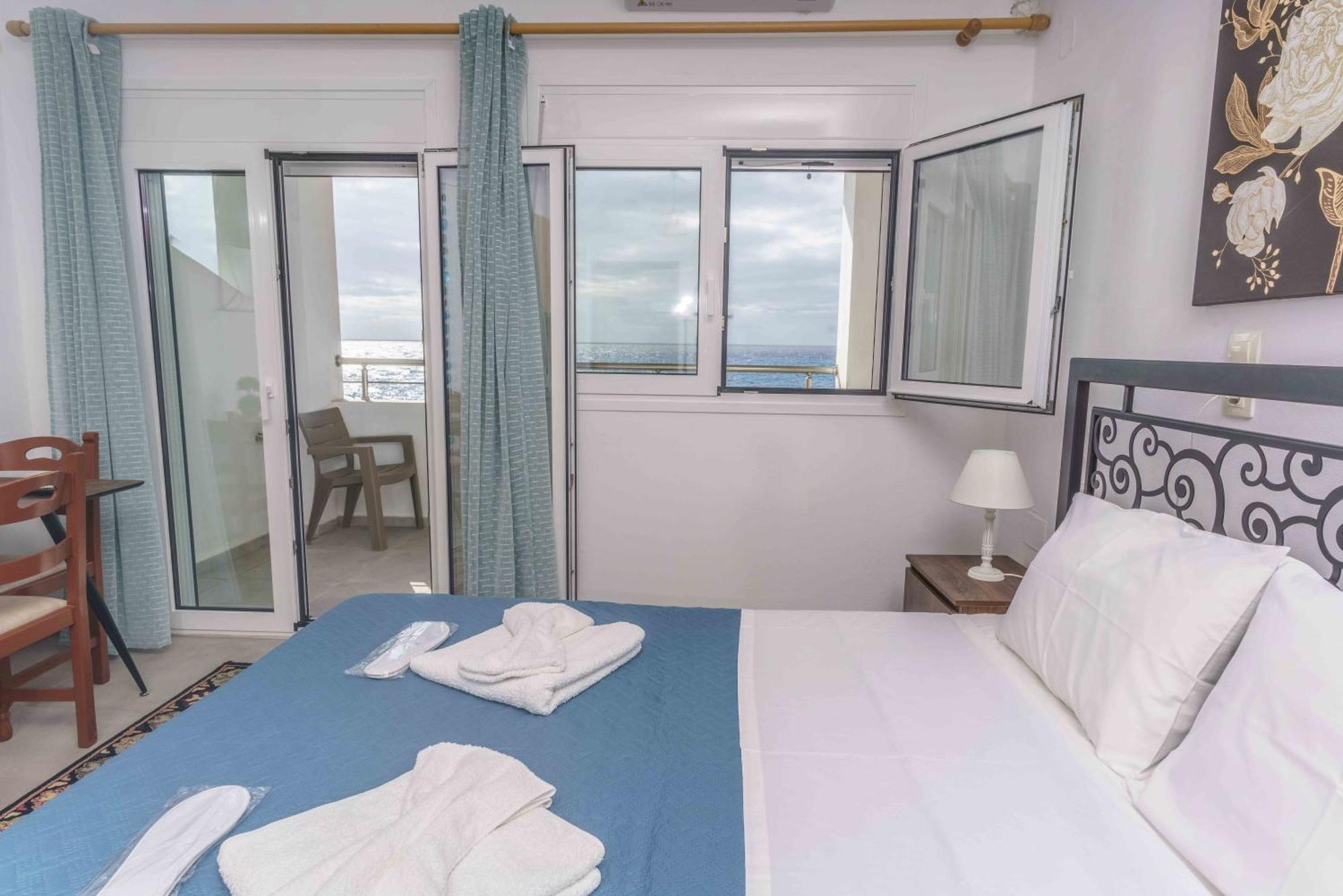 Ioannis Rooms Δωμάτια Με Θεα Στη Θαλασσα Paranimfoi Bagian luar foto